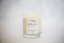 Load image into Gallery viewer, Rose Wonderland 30cl Candle