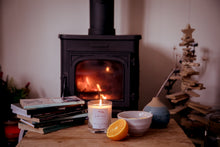 Load image into Gallery viewer, Amber & Sweet Orange 30cl Candle