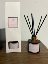 Load image into Gallery viewer, Amber &amp; Sweet Orange Reed Diffuser
