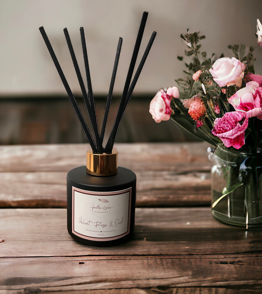 Velvet Rose & Oud Reed Diffuser – Feather & Glow