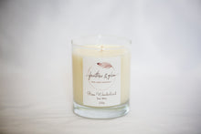 Load image into Gallery viewer, Rose Wonderland 30cl Candle
